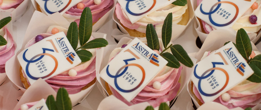 AsstrA: 30 Yıllık İstikrarlı Gelişim